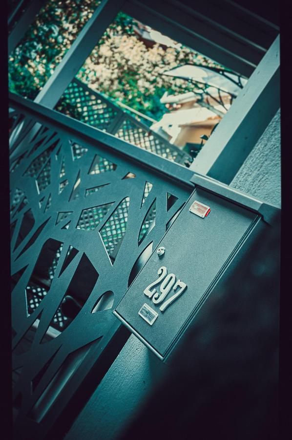 Meni Sweet Luxury Home ヴォロス エクステリア 写真