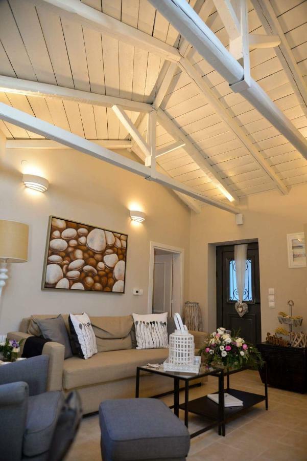 Meni Sweet Luxury Home ヴォロス エクステリア 写真